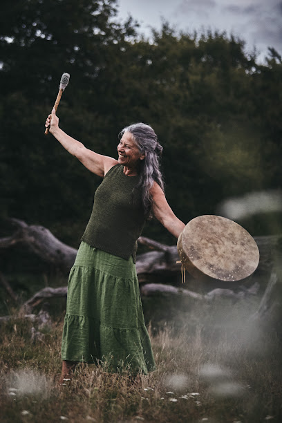 Nuavi-Spirit - Schamanentrommeln - Verkauf und Trommelbau-Workshops