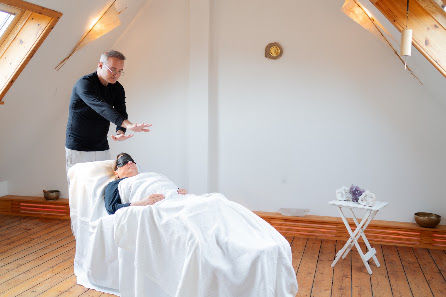 Impression von Samir Sekkal - der Heiler im Trancezustand / Nervensystemregulation